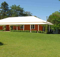 Redhaven House - spacious quiet and private - Accommodation 4U
