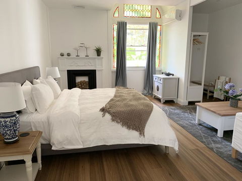 REED HOUSE At Maleny-The White Pavilion - Accommodation 4U 2