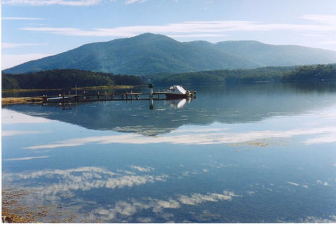 Regatta Point Holiday Park - Accommodation 4U 0