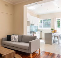 RELAXED FAMILY HOME WILLOUGHBY - Accommodation 4U