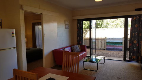 Rise N' Shine - Min Stay 4 Nights - Accommodation 4U 1