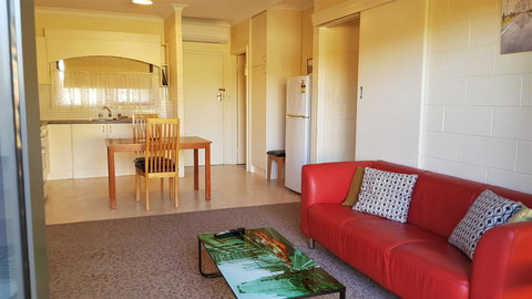 Rise N' Shine - Min Stay 4 Nights - Accommodation 4U 2