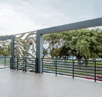 Rockingham Beachfront Apartment - Accommodation 4U