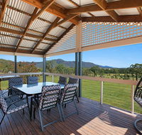 Rosamund House in Broke 4br House in walking distance to Cellar Doors - Accommodation 4U