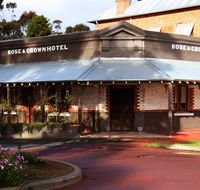 Rose  Crown Hotel - Accommodation 4U