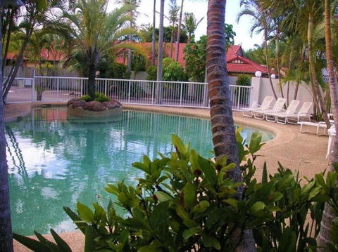 Runaway Bay Motor Inn - Accommodation 4U 1