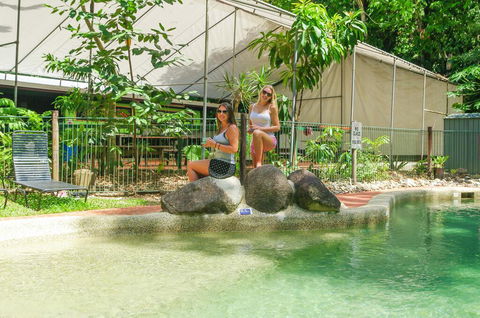 Safari Lodge - Accommodation 4U 2