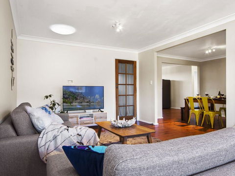 Sam's Beach Shack - Accommodation 4U 3