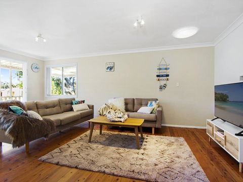 Sam's Beach Shack - Accommodation 4U 0
