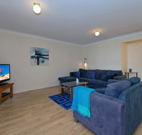 Sandcastles 2/23 Robinson Street - Accommodation 4U