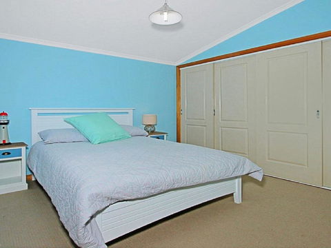 Sandlewood Breeze - Spacious Entertainer - Accommodation 4U 3