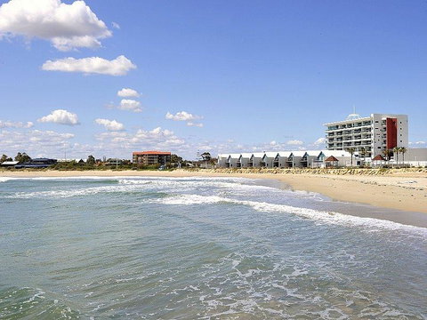 Sea Side 411 - Accommodation 4U 2