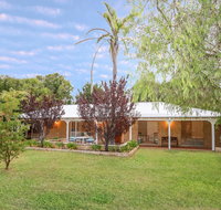 Seabreeze House - So Close to the Beach - Accommodation 4U