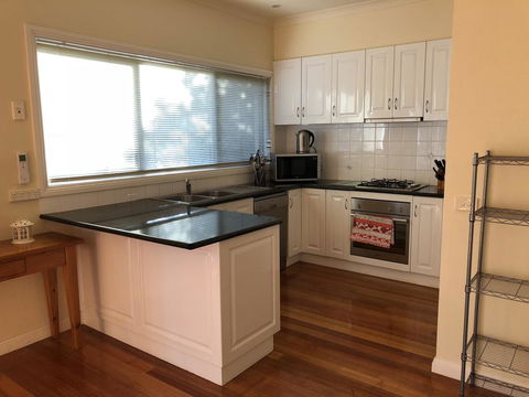 Seagrape Cottage - Accommodation 4U 3