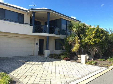 Seahaven By Rockingham Apartments - Accommodation 4U 0