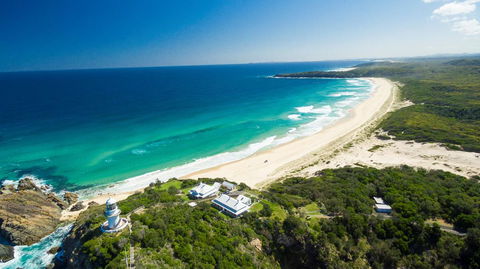 Seal Rocks Lighthouse Cottages - Accommodation 4U 0
