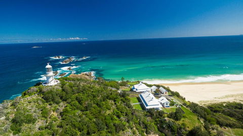 Seal Rocks Lighthouse Cottages - Accommodation 4U 1