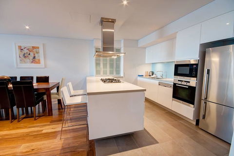 Seapoint 109 - Accommodation 4U 3