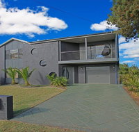 Seaside Escape - at Jones Beach swimming pool - Accommodation 4U