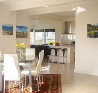 Seaside Retreat - Accommodation 4U