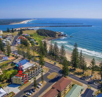 Seaspray Unit 7 straight across the road from Main Beach Yamba - Accommodation 4U