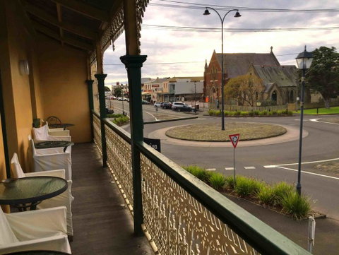 Seaview House - Accommodation 4U 2