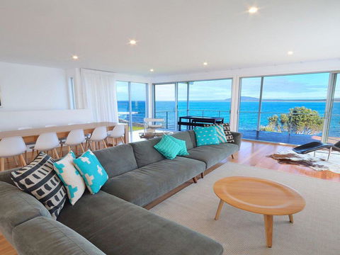 Seven Mile Heaven - Your Coastal Kingdom - Accommodation 4U 0
