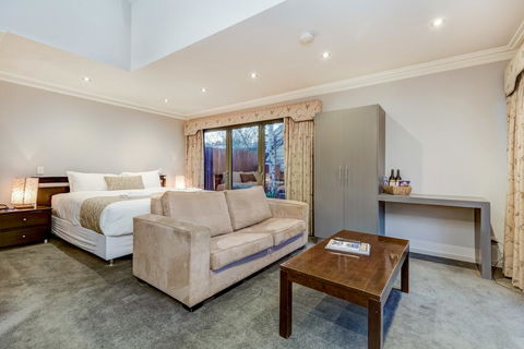 Seymours On Lydiard - Accommodation 4U 0