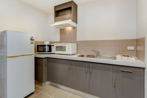 Seymours On Lydiard - Accommodation 4U 3