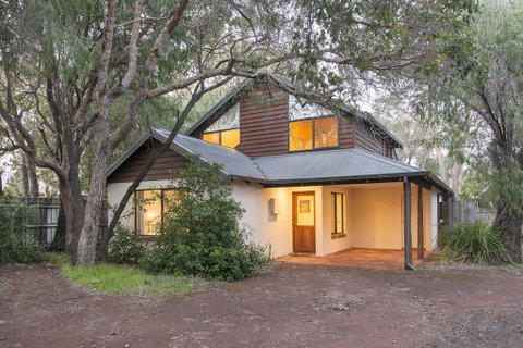 Shady Shack - Accommodation 4U 0