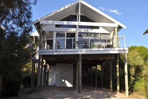 Sheoak Holiday Home - Accommodation 4U 2