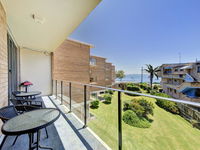 Book Shoal Bay Accommodation Vacations Accommodation 4U Accommodation 4U