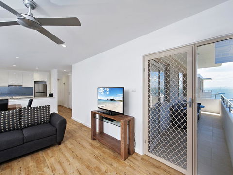 Shoal Bay Road, Del Rae, Unit 18, 25 - Accommodation 4U 3