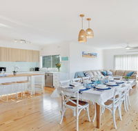Sienna by the Sea - spacious coastal getaway - Accommodation 4U