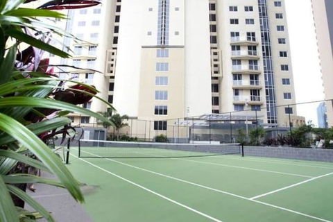 SK2 - 3BR With Pool Gym Steam Room In Story Bridge - Accommodation 4U 2