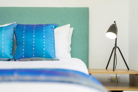 Sky High Quality Excellent Fit Out - Accommodation 4U 0