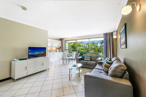 Smugglers On The Beach - Accommodation 4U 3
