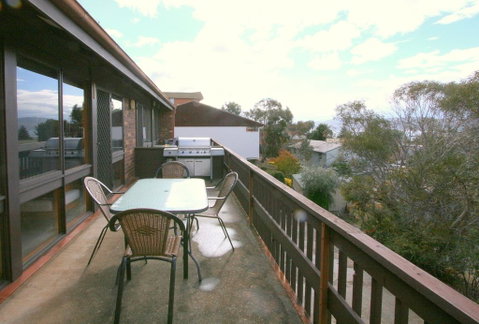 Snowy Saga 2 - Jindabyne - Accommodation 4U 3