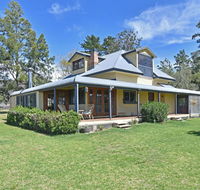 Soldiers Cottage picturebook vineyard home - Accommodation 4U