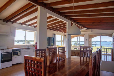 South Coast Retreat - Accommodation 4U 1