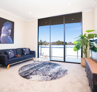 SP246-Brandnew modern Apt in Penrith with parking - Accommodation 4U