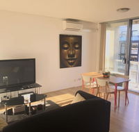 Spacious One Bedroom Apartment in Marrickville - Accommodation 4U