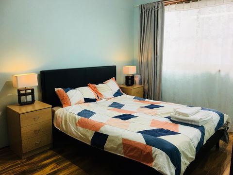 Spacious Townhouse In Wollongong - Accommodation 4U 0