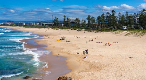 Spacious Townhouse In Wollongong - Accommodation 4U 2