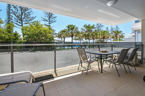 Spinnaker Apartments - Accommodation 4U 1