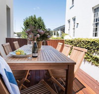 Spinnakers Waterfront - Accommodation 4U