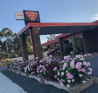 Statesman Motor Inn - Accommodation 4U
