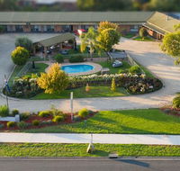 Statesman Motor Inn - Accommodation 4U