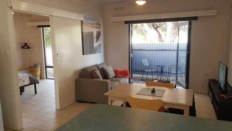 Stay Awhile In Port Pirie - Min Stay 4 Nights - Accommodation 4U 1