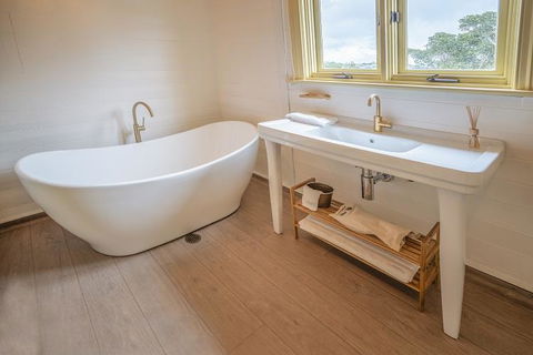 Steele Point Cottage - Accommodation 4U 2